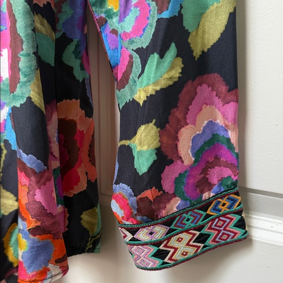 Johnny Was Multicolor Floral Shirt - Picture 4 of 4